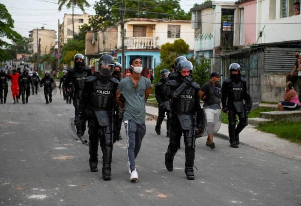 La Comunidad Internacional condenó las detenciones de manifestantes y exigió al Gobierno de Díaz Canel liberar a los opositores arrestados.