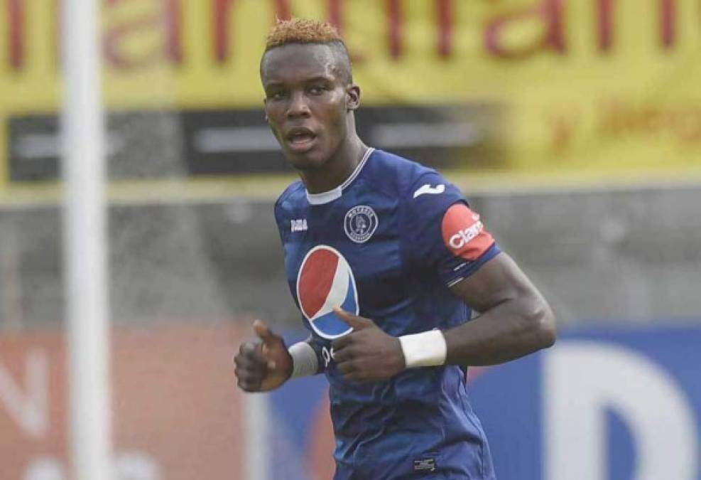 Rubilio Castillo: El delantero sigue sin definir su futuro ya que finalizó su contrato con el Motagua. En el club azul ya le realizaron una oferta, pero también se unió Marathón.