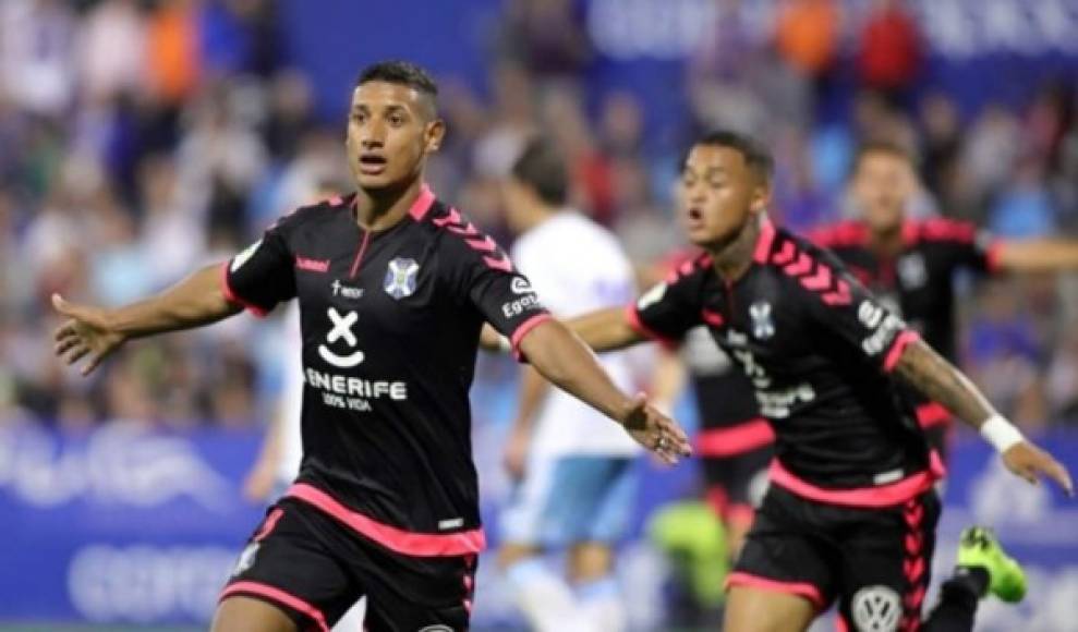 El fichaje de Bryan Acosta por el FC Dallas es cuestión de horas para que se haga oficial. Y es que según publican medios españoles, el Tenerife ha aceptado la oferta del club de la MLS por el hondureño, pagando 3.2 millones de dólares por el catracho.