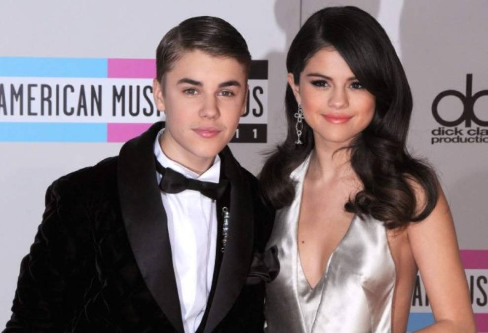 Selena Gómez<br/><br/>La actriz y cantante, de 25 años, es la ex novia más notable de Bieber. La ex estrella de Disney y el canadiense tuvieron una relación desde 2010 hasta 2012. <br/><br/>Desde entonces, la pareja llamada 'Jelena', salió de forma intermitente hasta marzo de 2018. La pareja había reanudado su romance luego de que Gómez terminara su relación con el también cantante The Weeknd.<br/><br/>