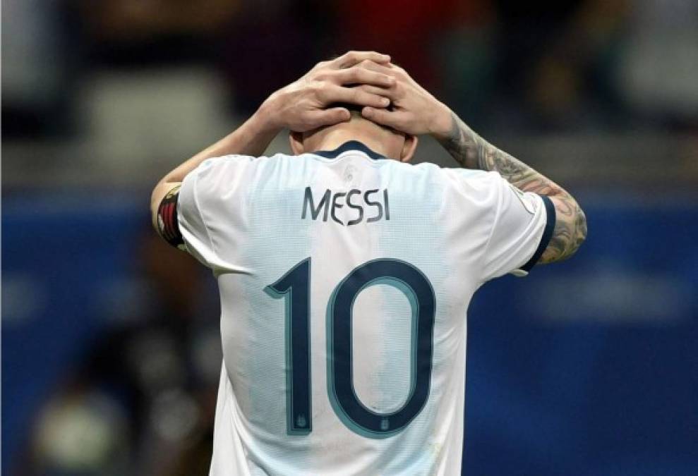 Messi tuvo una oportunidad de marcar, pero falló y así se lamentó el '10' albiceleste.