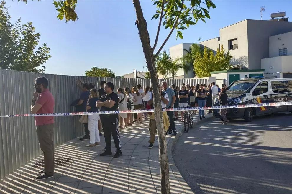 Estudiante “enfadado” hiere con cuchillo a tres profesores en España