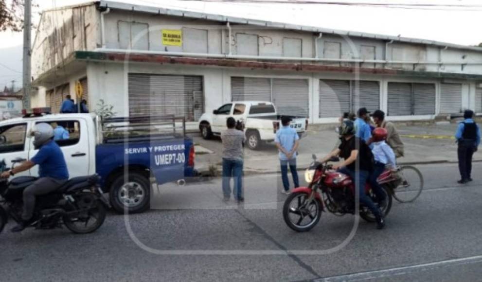 La víctima mortal se conducía en un pick up blanco con placas PED 3614.