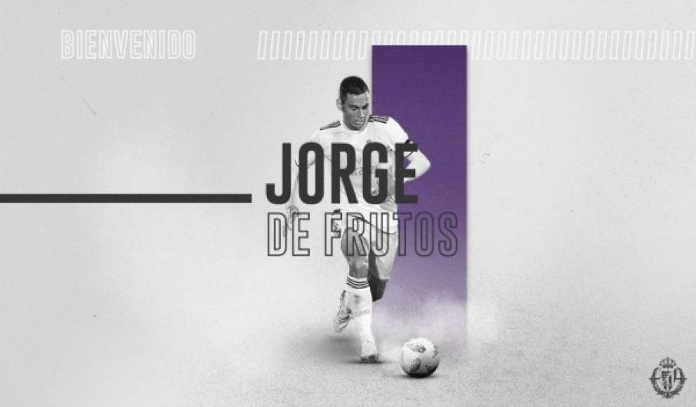 El Real Madrid también ha reportado otra salida. La de Jorge de Frutos, quien se va cedido a préstamo al Valladolid que preside el exjugador Ronaldo. El extremo derecho de la cantera blanca se va por una temporada.