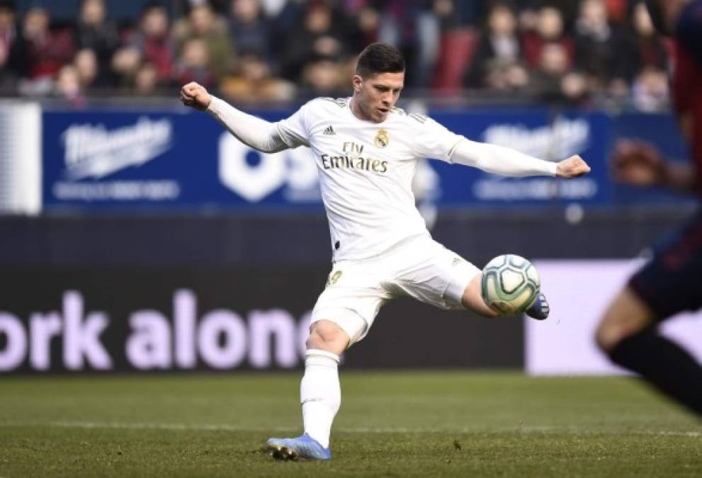 Luka Jovic sigue sin tener hueco en el Real Madrid y en Europa le ha salido otro pretendiente. En Alemania aseguran que el Hertha de Berlín se ha interesado en el delantero serbio para su nuevo proyecto que tiene. Hablan de una importante inversión en el intento de pelear por el título junto a Bayern y Borussia Dortmund.