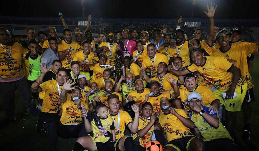 Génesis de Comayagua es equipo de primera división luego de superar 10-9 en tanda de penales al Juticalpa. En el tiempo reglamentario empataron 2-2.