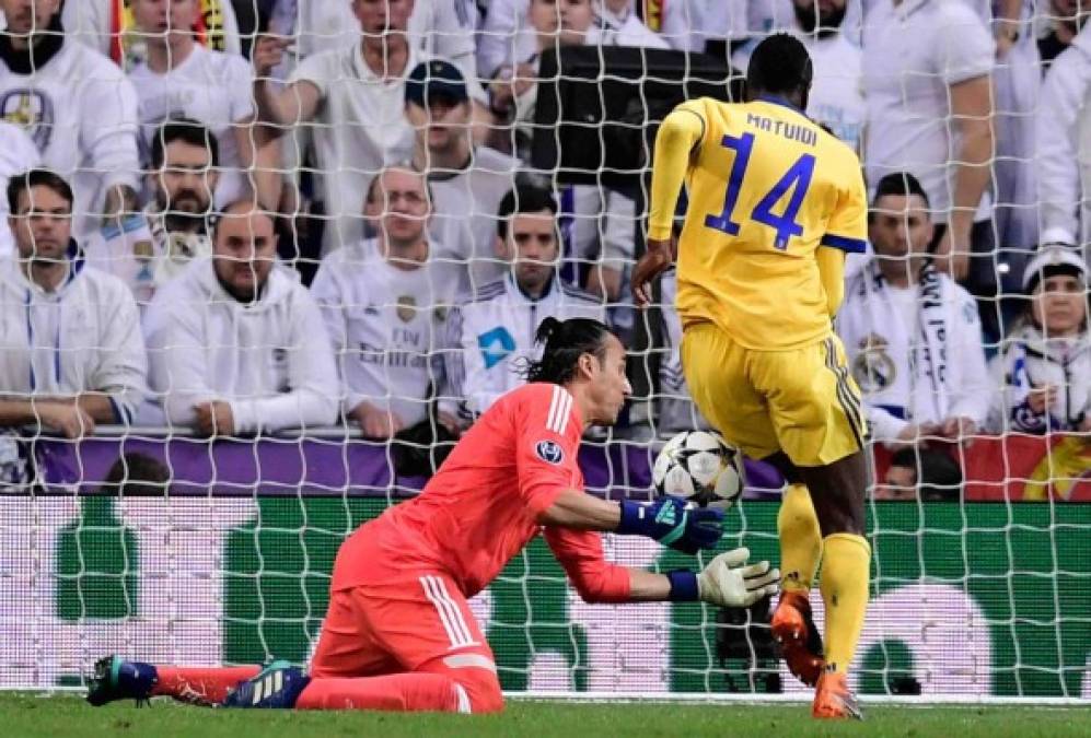 El portero Keylor Navas cometió un blooper en el tercer gol de la Juve anotado por Matuidi. Inmediatamente en el madridismo se vieron asustados por que presentían la eliminación.