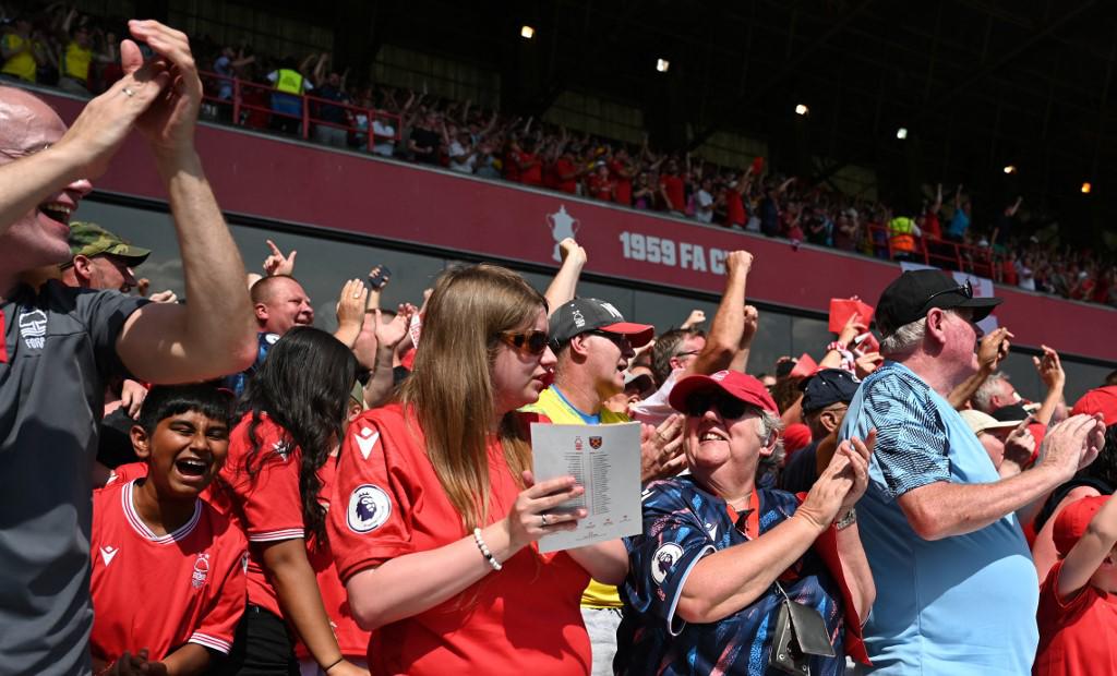 Los aficionados del Nottingham Forest volvieron a disfrutar de una victoria de su equipo luego de 23 años.