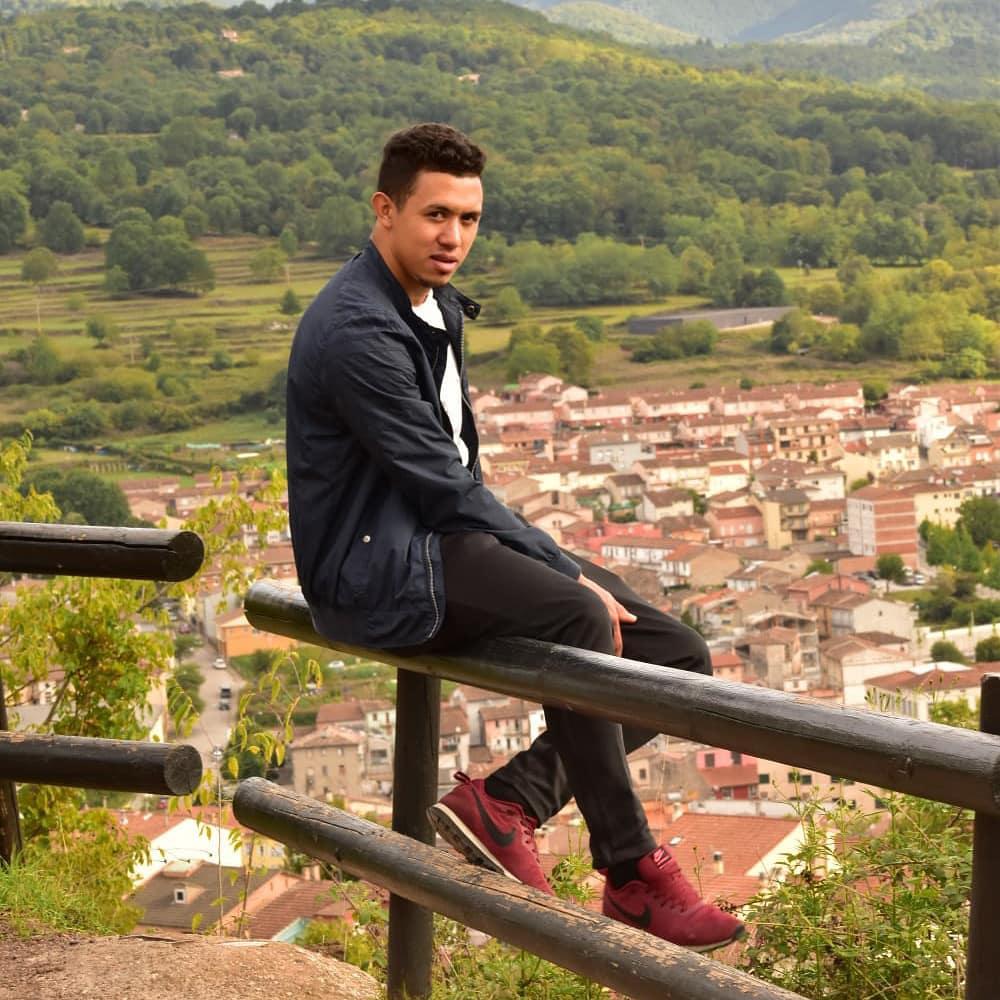 Hipótesis de la muerte del hondureño Adrián Romero en Girona