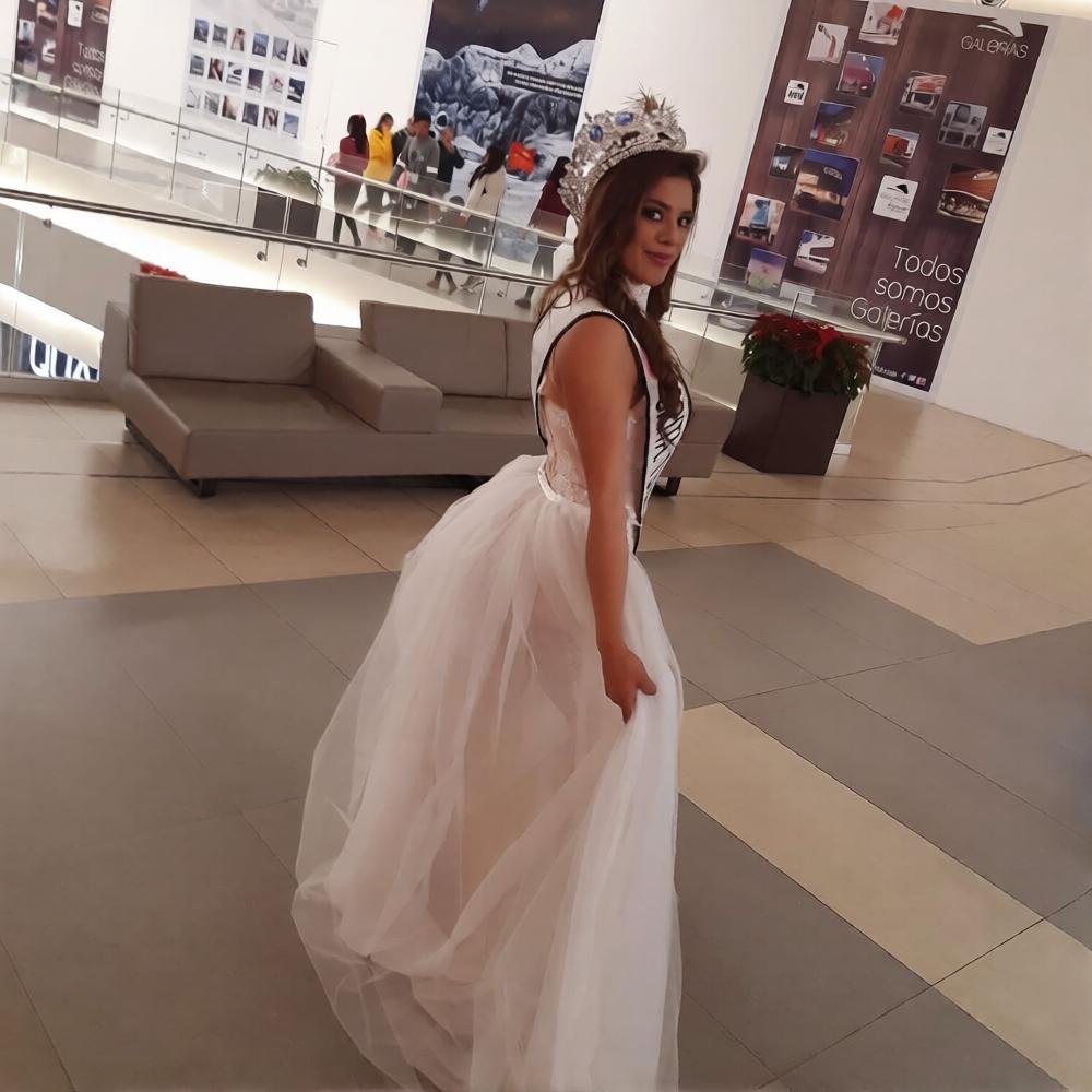 Reina de belleza es hallada sin vida y capturan a su compañero de trabajo
