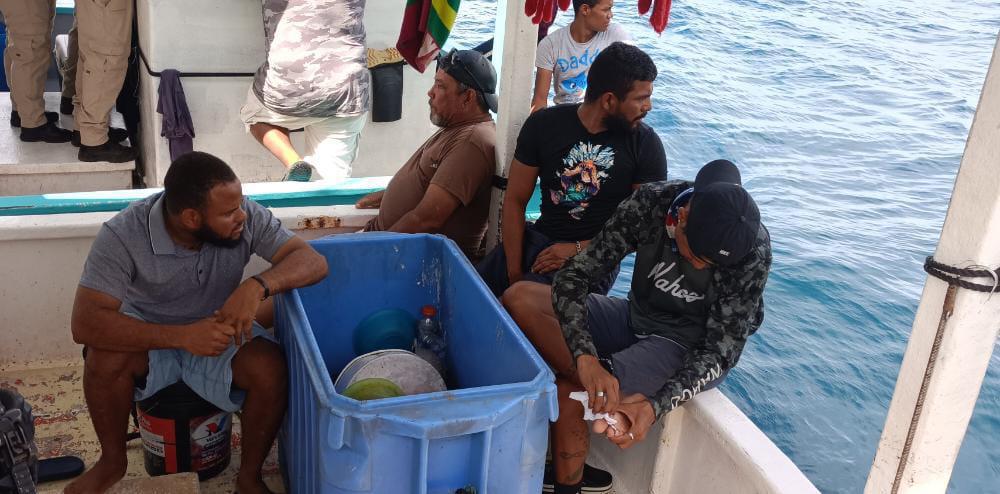 Varias personas fueron detenidas en la operación.