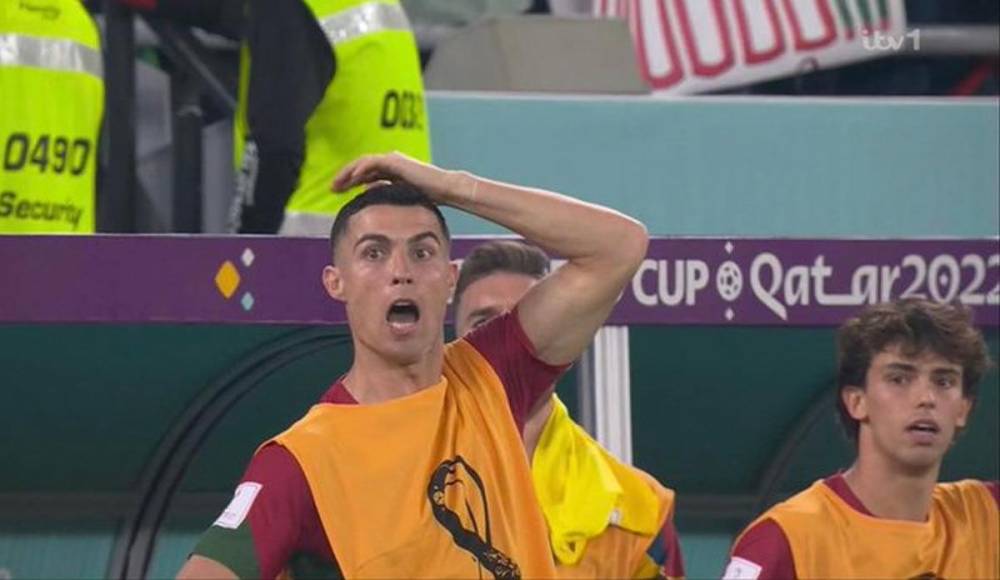 Los gestos de Cristiano Ronaldo al ver la pifia de su portero Diogo Costa ante Iñaki Williams. Por suerto, todo quedó en un susto.