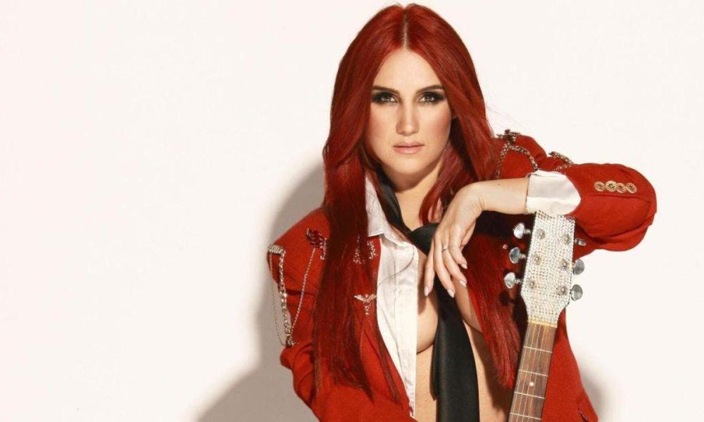 Dulce María hace historia al aparecer en la portada de Rolling Stone Korea