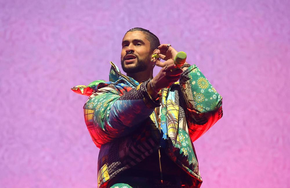 Bad Bunny actuará en la película de Darren Aronofsky, “Caught Stealing”