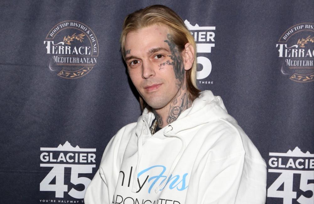Posponen lanzamiento del libro de Aaron Carter y revelan que el cantante no dejó testamento