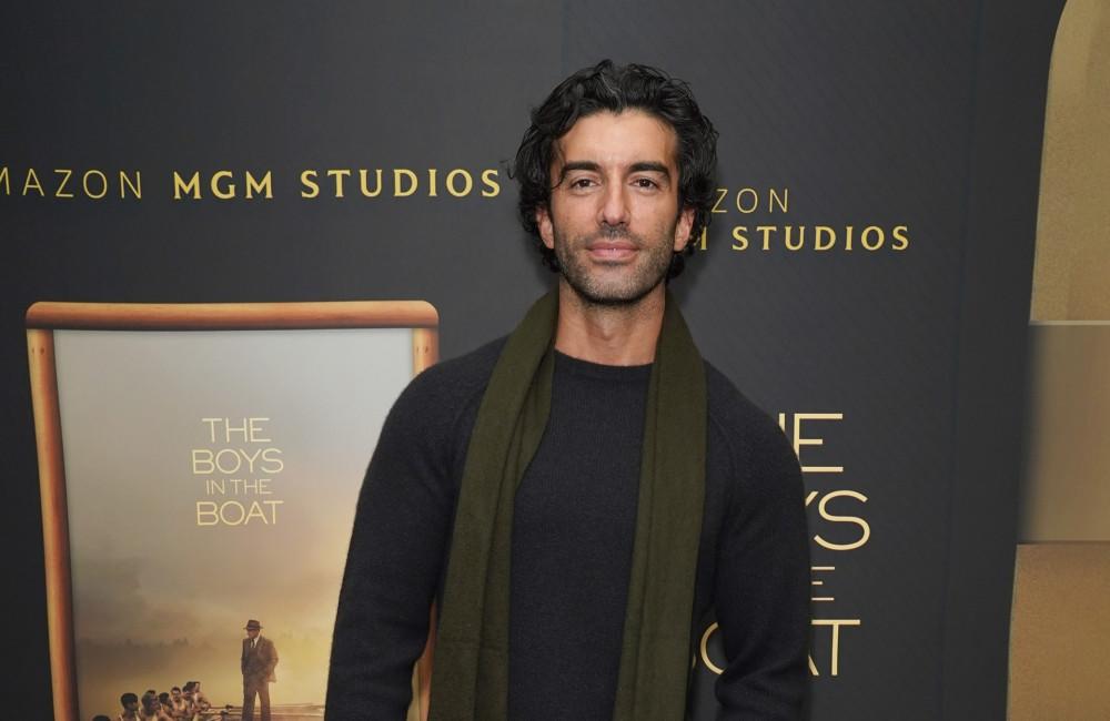 Justin Baldoni demanda al New York Times por 250 millones de dólares