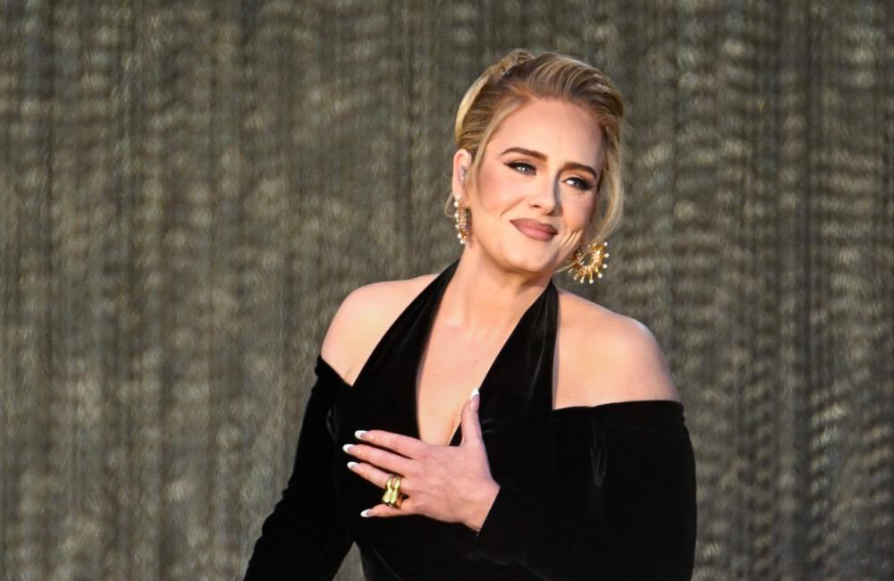 La cantante Adele sufre problemas de ciática