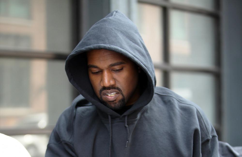 Prohíben a Kanye West presentarse en los Grammy por su comportamiento en redes