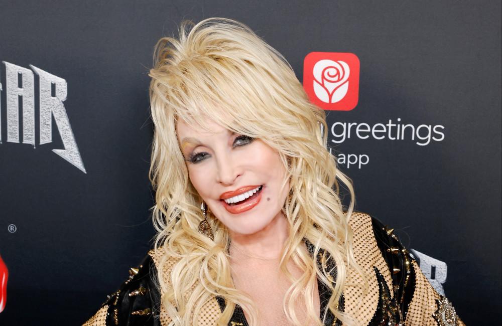 Dolly Parton celebra su aniversario de bodas en un restaurante McDonald’s