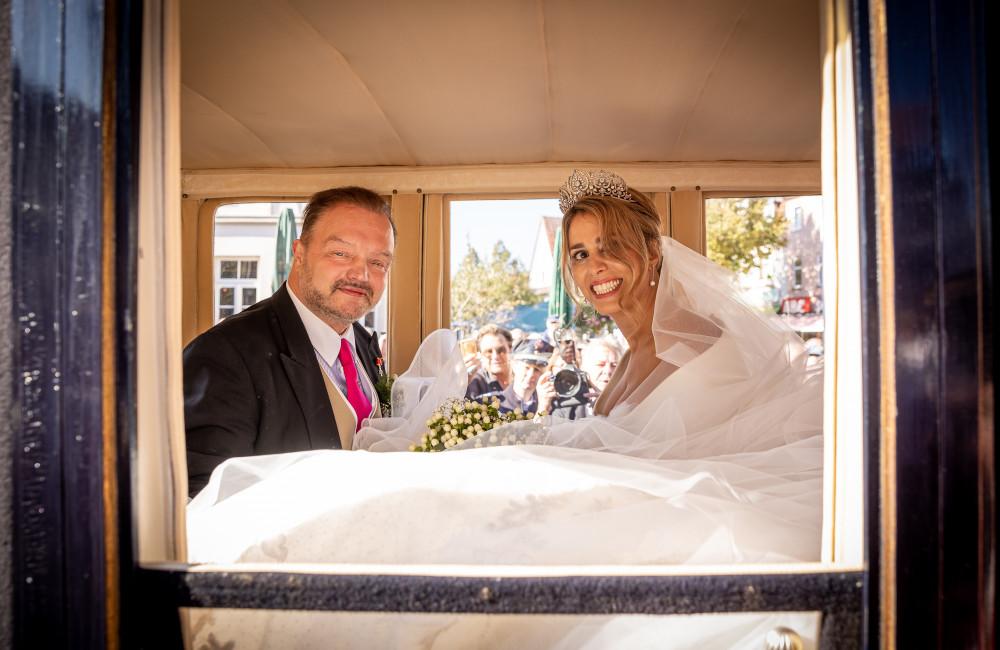 Increíble, pero cierto: Una boda de la aristocracia con la ex del novio como dama de honor