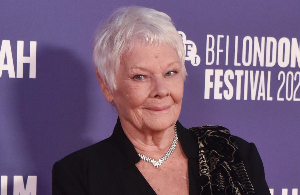 Judi Dench no piensa jubilarse pese a la gravedad creciente de su ceguera