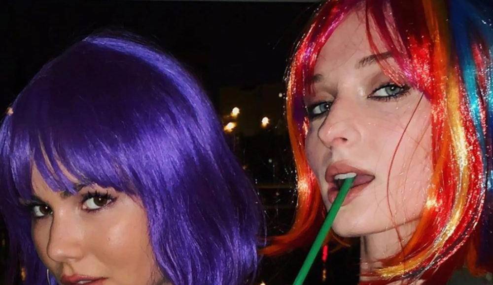 “Hubo días en los que no sabía si iba a lograrlo”, confesó. “Llamaba a mi abogado diciendo, ‘No puedo con esto. Simplemente no puedo.’ Siempre me faltaba la fuerza para defenderme”, señaló sobre lo ocurrido mientras sus niñas estaban al cuidado de su padre. Durante esa época, fue su abogado el que le recordó que estaba luchando por sus dos hijas, Willa de tres años, y Delphine, de 22 meses. “No lo haría por mí misma, pero encontré la fuerza para ellas”, refirió Sophie a la revista.