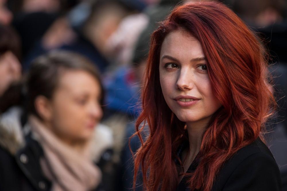 Hannah Murray revela crisis psicótica: “Sentí que daba a luz por el cráneo”