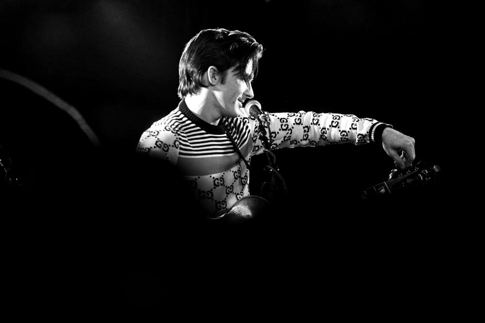 Drake Bell dudaría de su paternidad con su novia, tras presunta infidelidad
