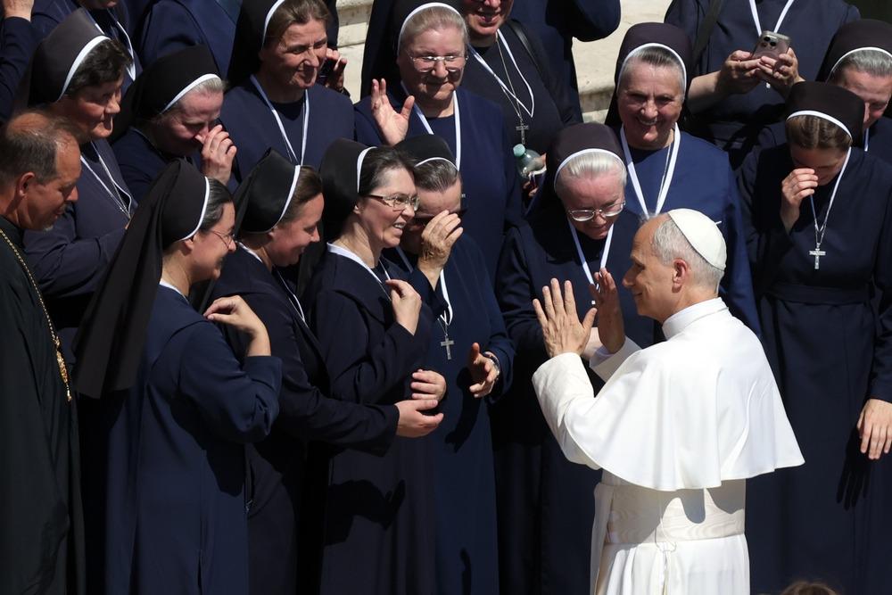 Papa León XIV se reúne con exorcistas por aumento de satanismo global