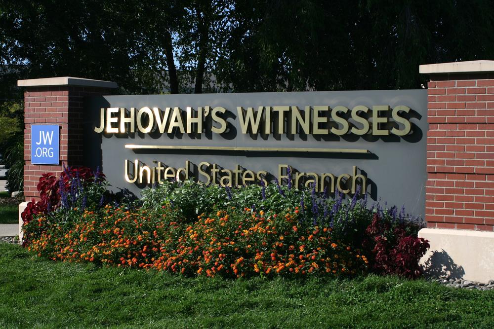 Testigos de Jehová ajustan su postura sobre el uso de la sangre