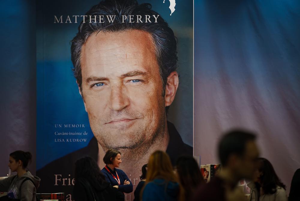La historia de Matthew Perry llegará a Netflix con testimonios inéditos