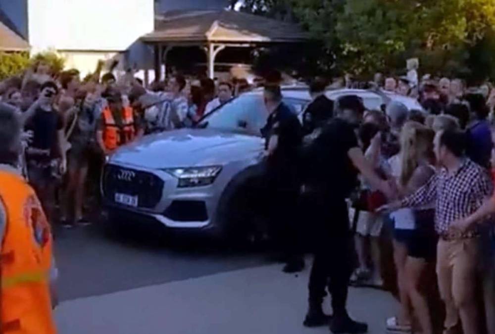 Los vecinos de Funes celebraron la llegada Lionel Messi a su casa.