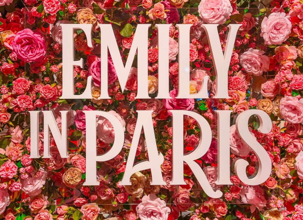 Emily in Paris apuesta por nuevos escenarios en su temporada 6