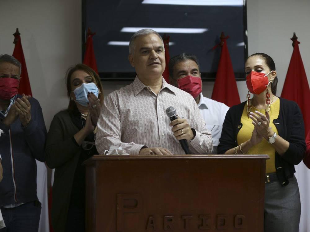 Yani Rosenthal se planta ante Nasralla y responde: En eso no acompaño a nadie