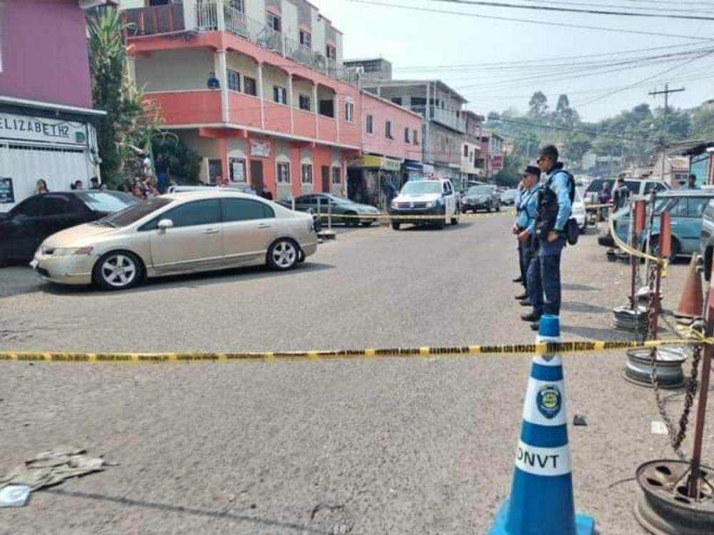 Tiroteo en residencial deja un muerto y un herido