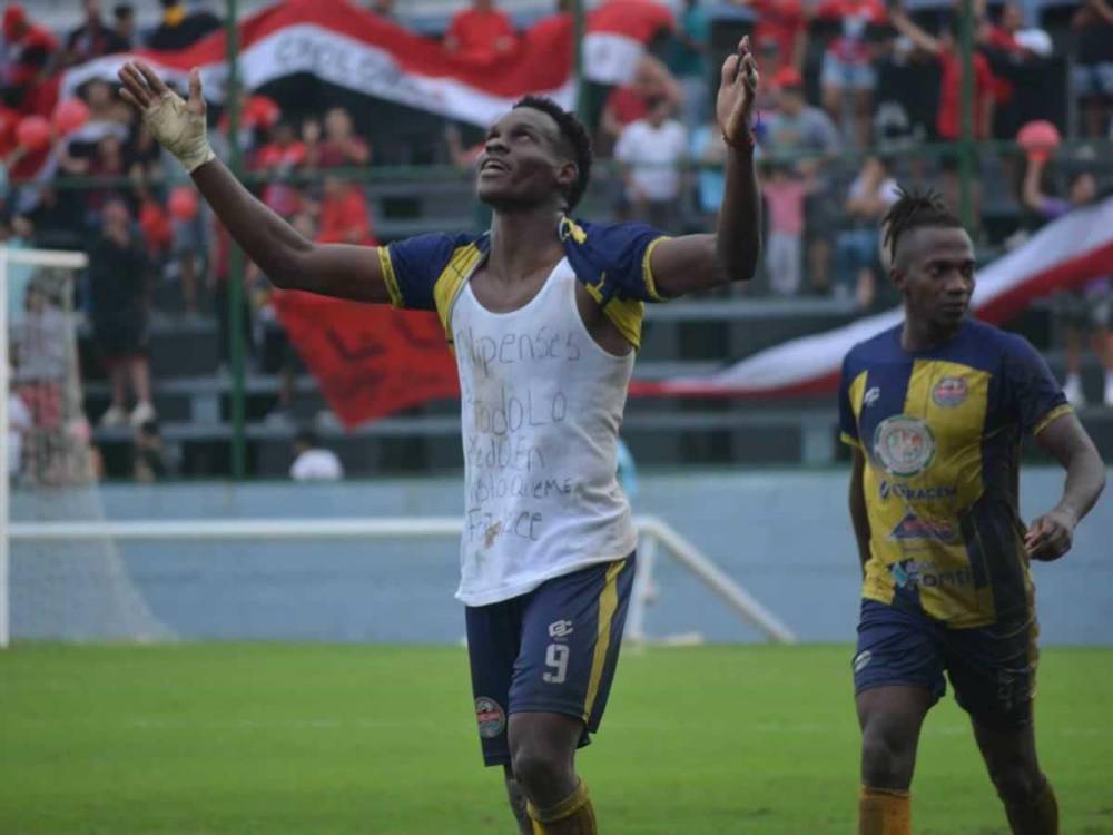 CD Choloma pega primero ante Platense y acaricia el título de la Liga ...