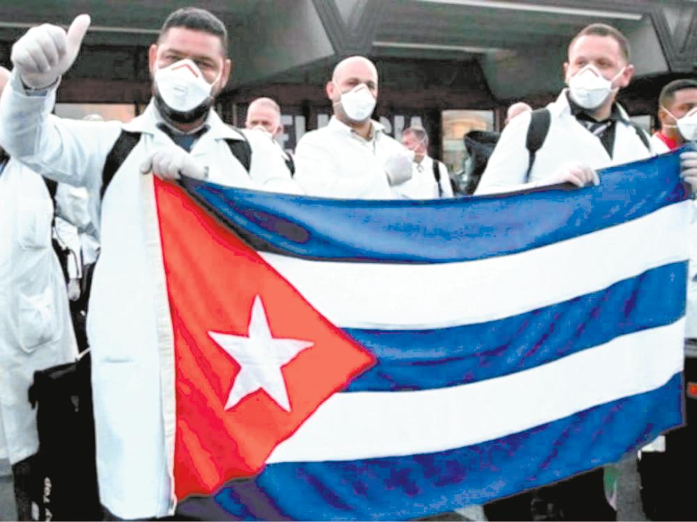 Médicos de Cuba no resolverán el problema de salud, dice el CMH