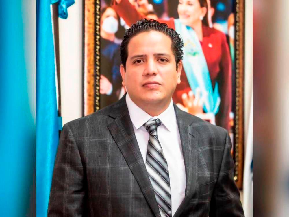 Acusan al exgerente del SANAA por maltratar a empleadas