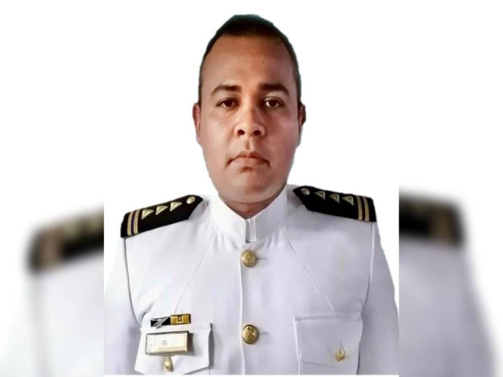 Muere naval que fue herido por explosión de barco en Puerto Cortés