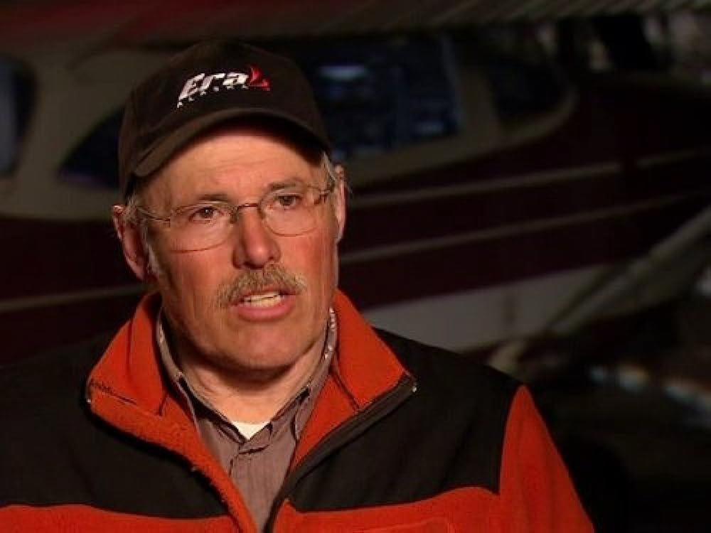 Muere piloto de Discovery Channel en accidente aéreo