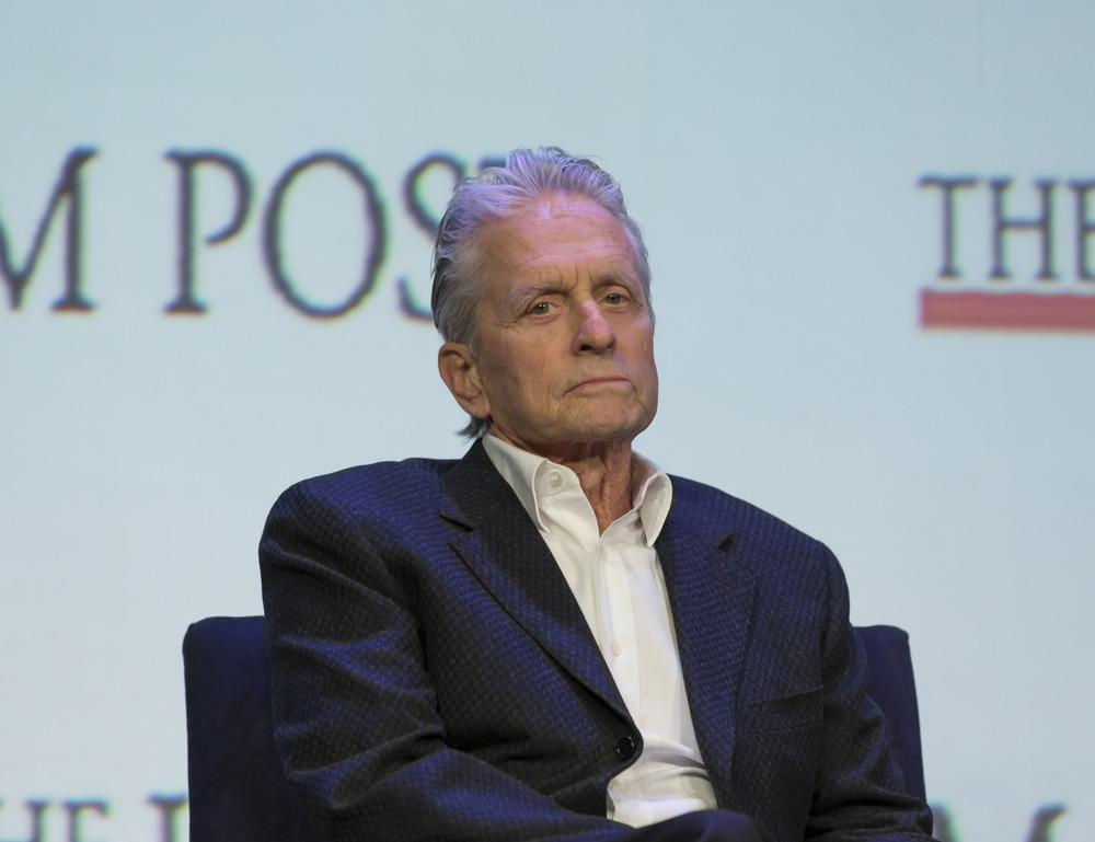 Una aguja con VIH: la amenaza que aterrorizó a Michael Douglas en los Oscar