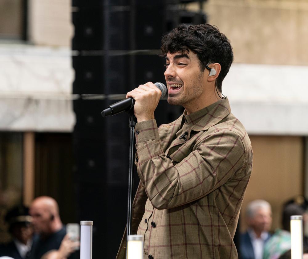 Joe Jonas habla de su salud mental y las redes lo cuestionan