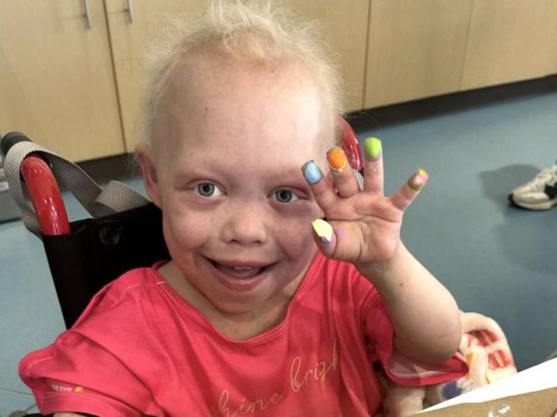 Isabella Thomson, más conocida en redes como Bella Brave, murió el 14 de julio debido a las complicaciones derivadas del conjunto de enfermedades raras que padecía.