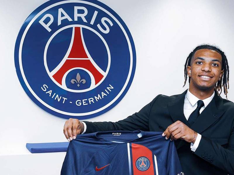 Cher Ndour es nuevo jugador del París Saint Germain.