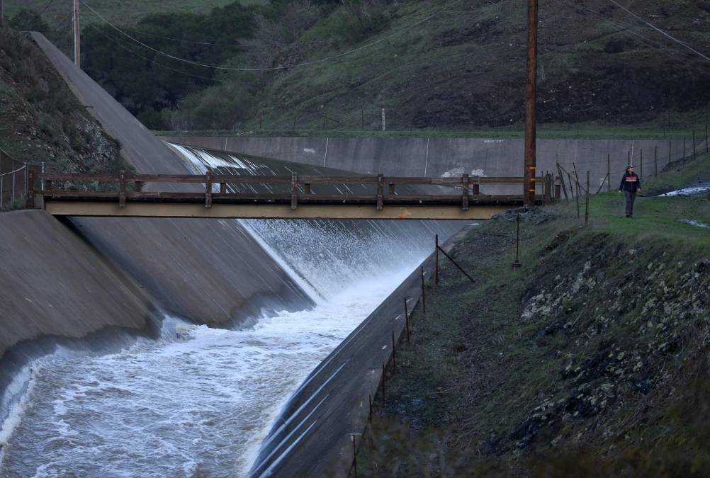 “Se espera que las lluvias más intensas impacten el noroeste de <b>California</b> durante los próximos dos días”, indicó el Servicio Nacional de Meteorología (NWS) de Estados Unidos el miércoles.