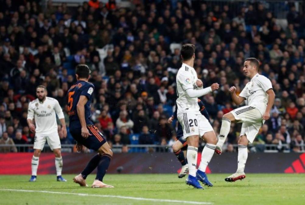 Lucas Vázquez marcó con este disparo de zurda el 2-0 del Real Madrid sobre el Valencia.