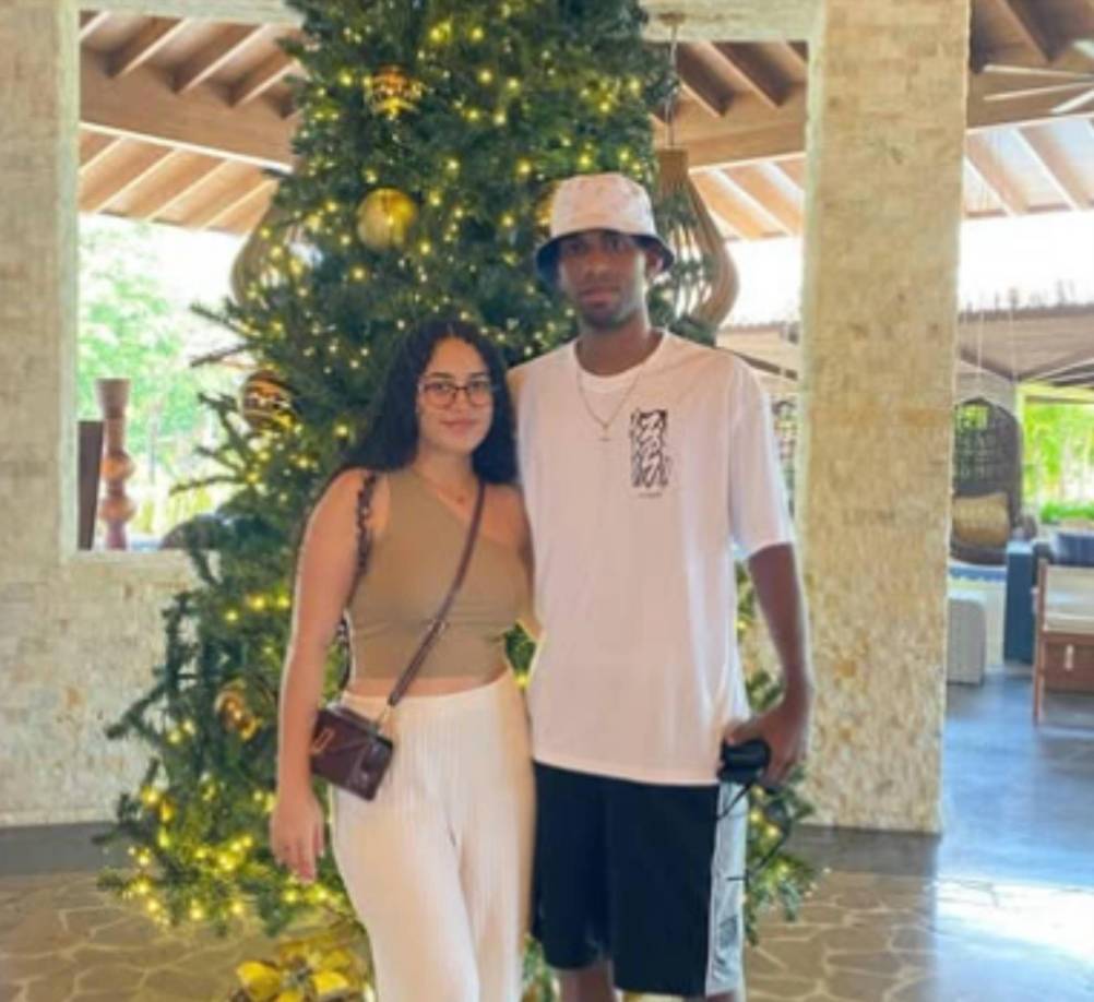 Tanto Axsa como Dylan se casaron en la recta final del 2024 en un evento privado. 