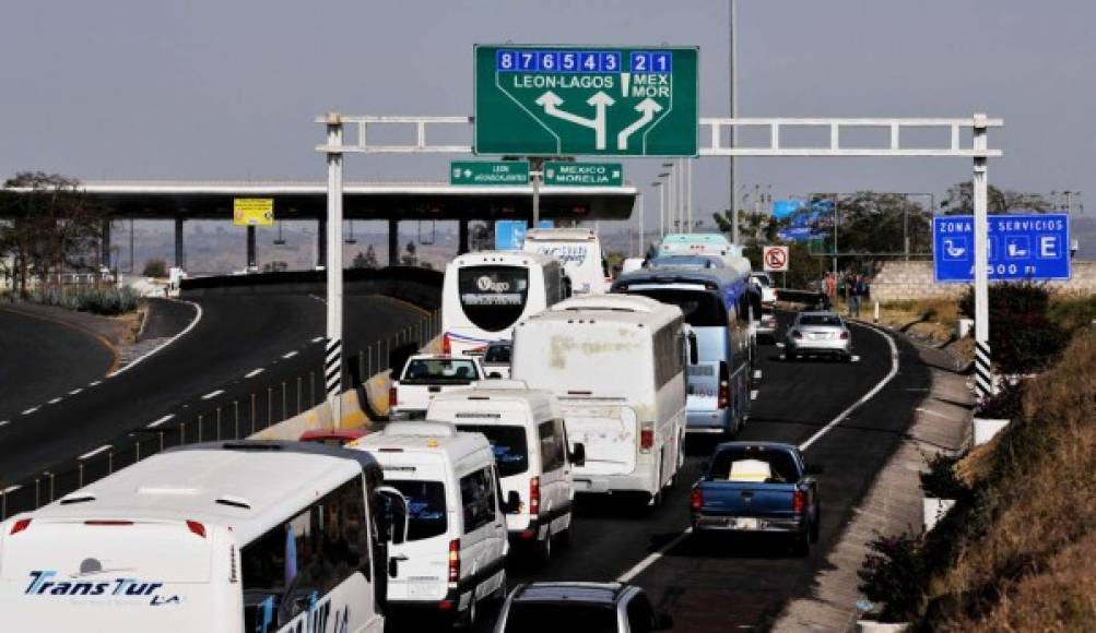 Los manifestantes exigen que los precios desciendan al nivel que existía antes del incremento de hasta 20,1 %, el más alto en los últimos 20 años en el país.