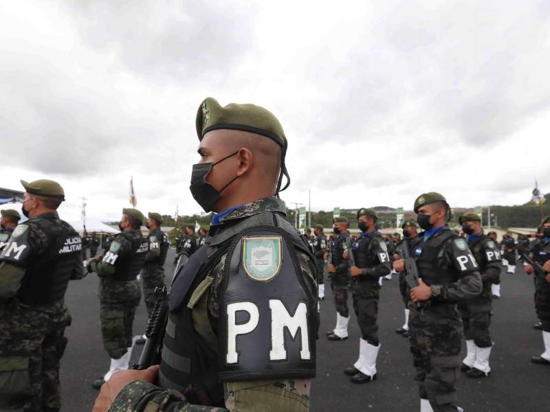 Elementos de la Policía Militar del Orden Público (PMOP)