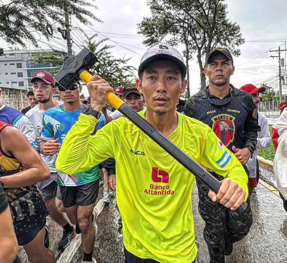 A través de sus redes sociales, Shin Fujiyama anunció la millonaria suma recaudadada en este histórico reto emprendedido desde Reynosa, México hasta Honduras, con el fin de construir escuelas en el país.